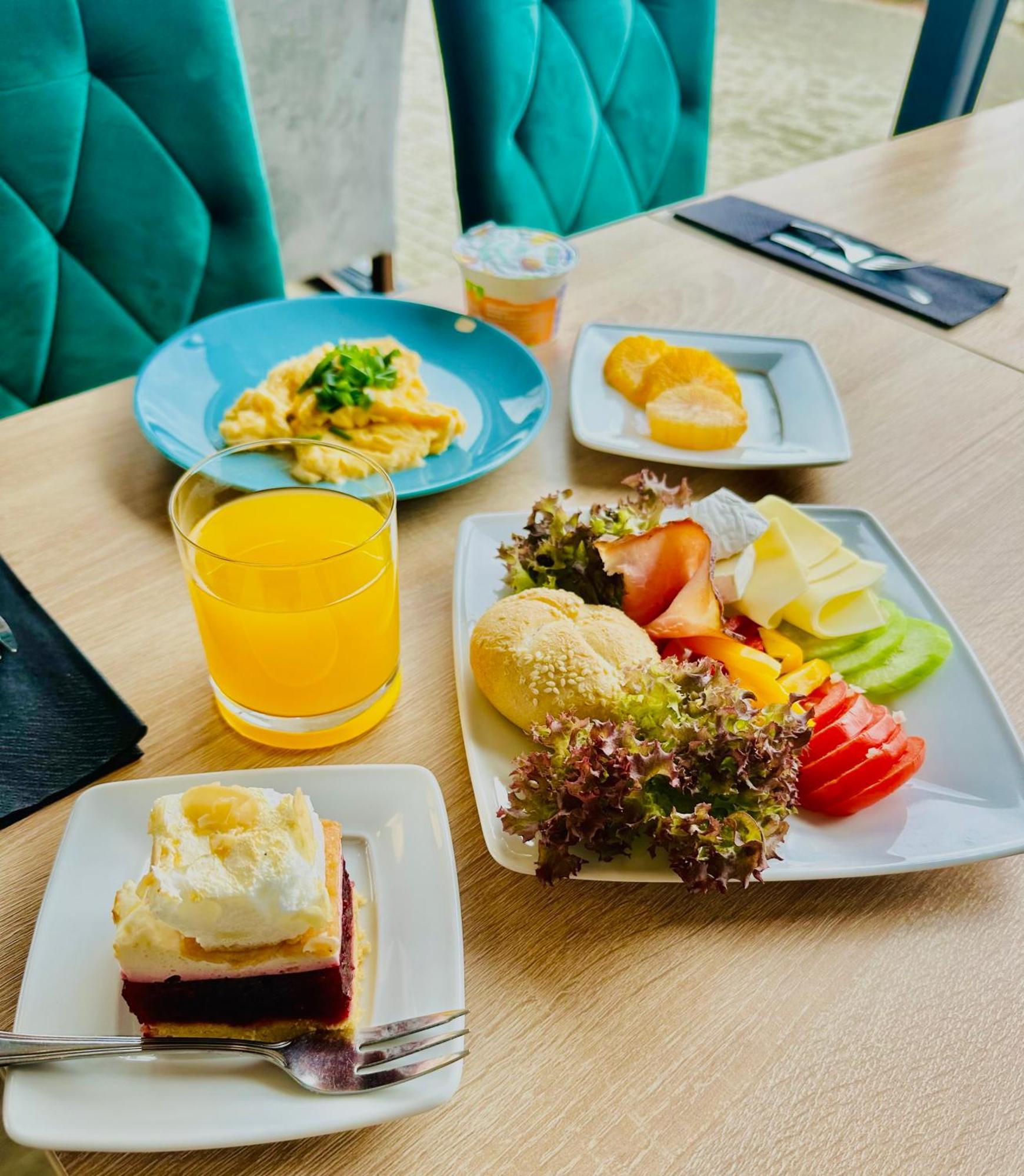 Hotel Biancas Kosakowo Buitenkant foto